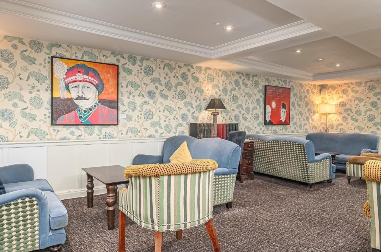 Mercure Salisbury White Hart Hotel & Apartments Esterno foto